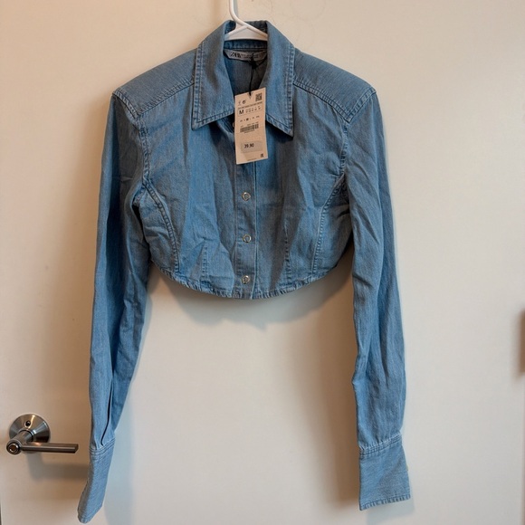 Zara Tops - Zara Light Blue Cropped Button Down Shirt
